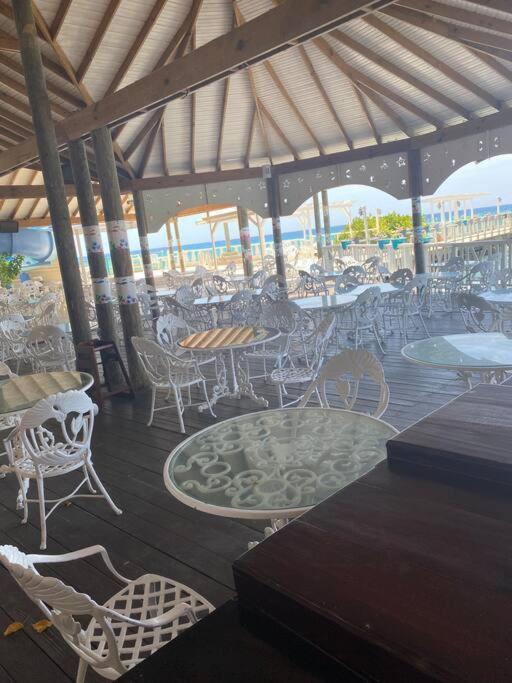 Lush Tropical Apartment Located In A 4-Star Resort Runaway Bay Εξωτερικό φωτογραφία