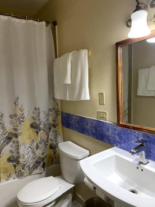 Lush Tropical Apartment Located In A 4-Star Resort Runaway Bay Εξωτερικό φωτογραφία