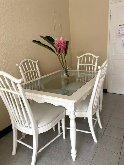 Lush Tropical Apartment Located In A 4-Star Resort Runaway Bay Εξωτερικό φωτογραφία